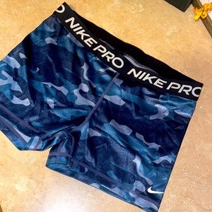 Womens Nike running shorts-spandex